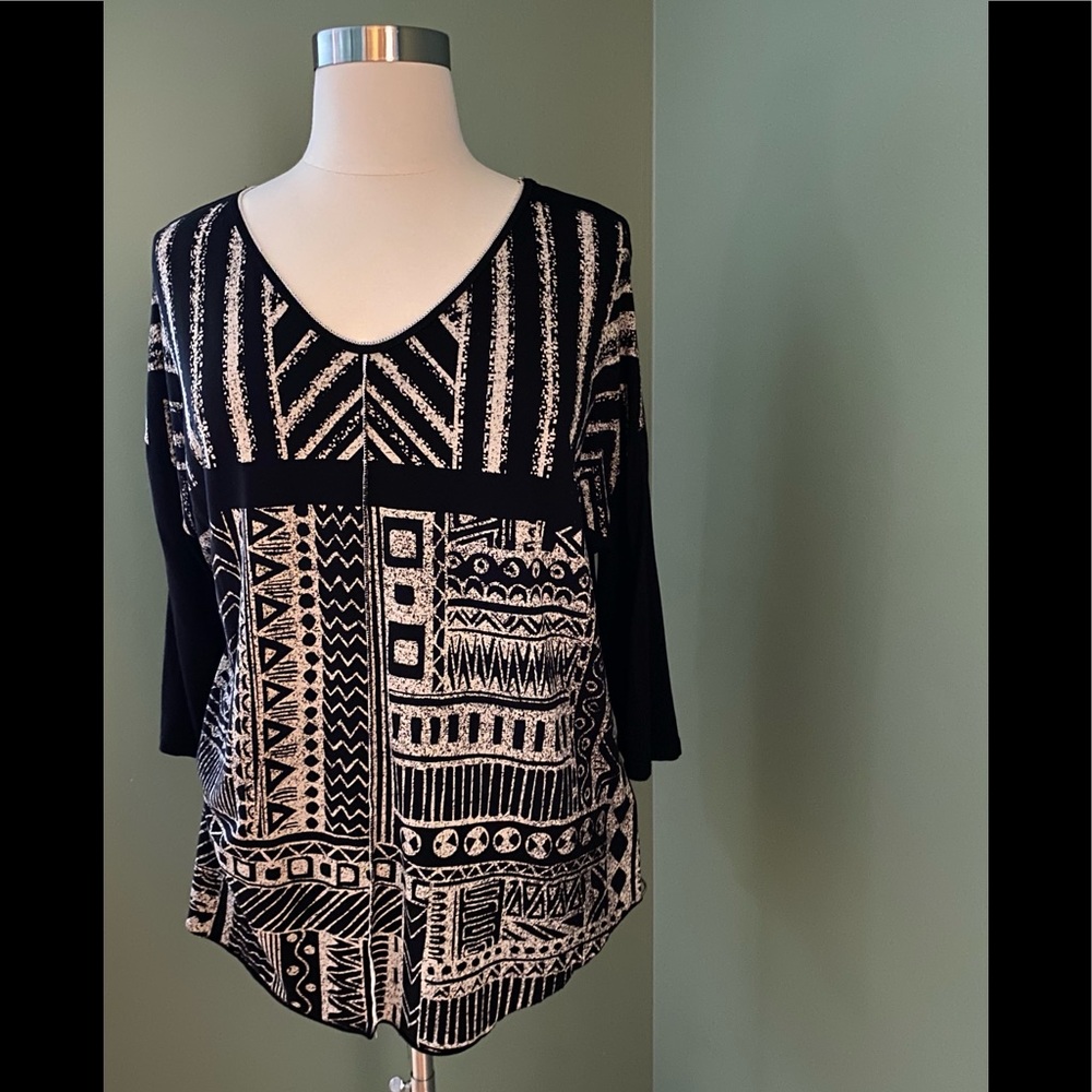 Women’s Geometric Print Tee - Size 1X